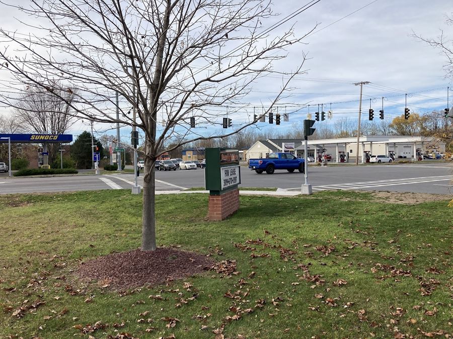 7666 ROAD 7666 ROAD Retail Space