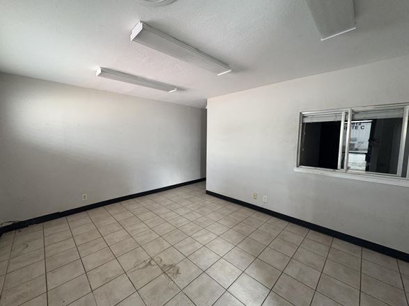 10612 Hempstead Rd