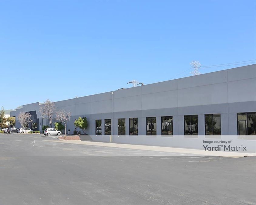 42735-christy-street-42735-christy-street-industrial-building