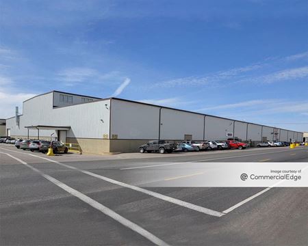 Photo of commercial space at G-13 Freeport Center in Clearfield