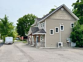 428 1st Ave W