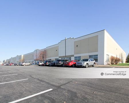 Photo of commercial space at 585 Hale Avenue North in Oakdale