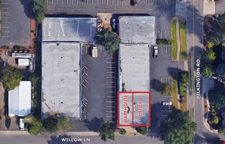 Photo of commercial space at 17425 SW Pilkington Rd in Lake Oswego