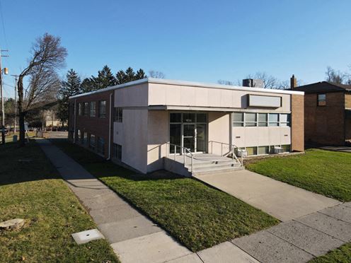 9,800 SF Old Town Building For Sale