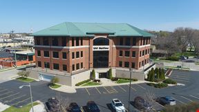 100 Maritime Dr