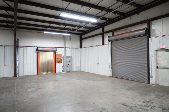 132 & 144 Jetplex Lane