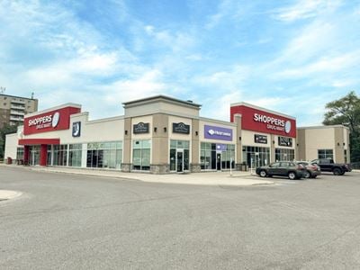 Wharncliffe Shopping Plaza