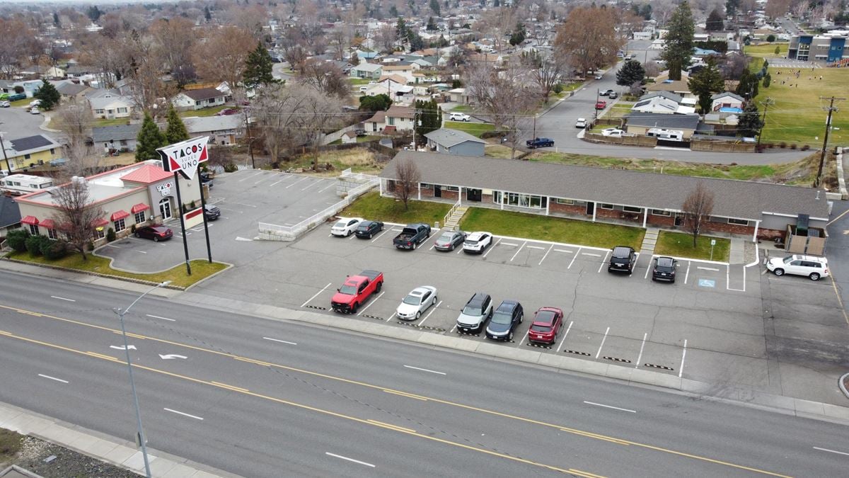 Kennewick Ave. Retail Plaza