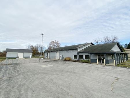 Commercial space for Rent at 5848 Dorr Street in Toledo