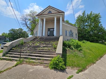 Photo of commercial space at 601 W Clark St in Albert Lea
