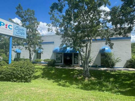Retail space for Rent at 1407 East Mahan Dr in Tallahassee