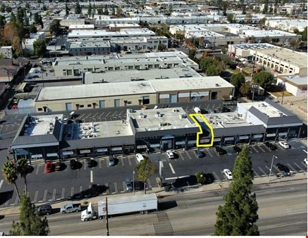 Retail space for Rent at 8901-8941 De Soto Ave in Canoga Park