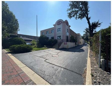 Industrial space for Sale at 8527 Grand Ave in River Grove