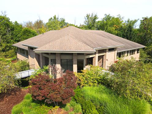 19,954 SF Building w/Exceptional Access to Lansing's Key Corridors