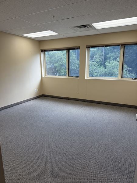 Office space for Rent at 37 Ramland Road in Orangeburg