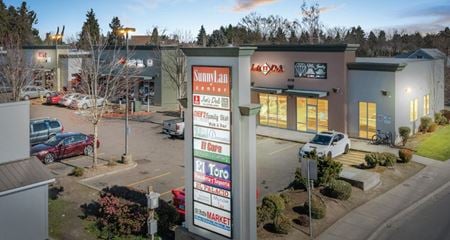 Retail space for Rent at 2118 Lancaster Drive Northeast in Salem