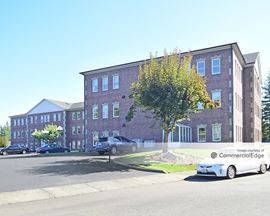 2420 & 2424 Bristol Court SW