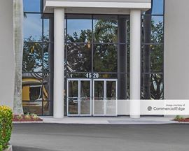 Royal Palm Corporate Center