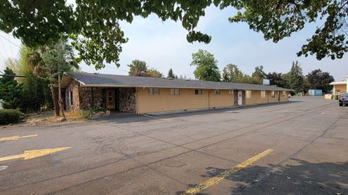 Stayton Plaza
