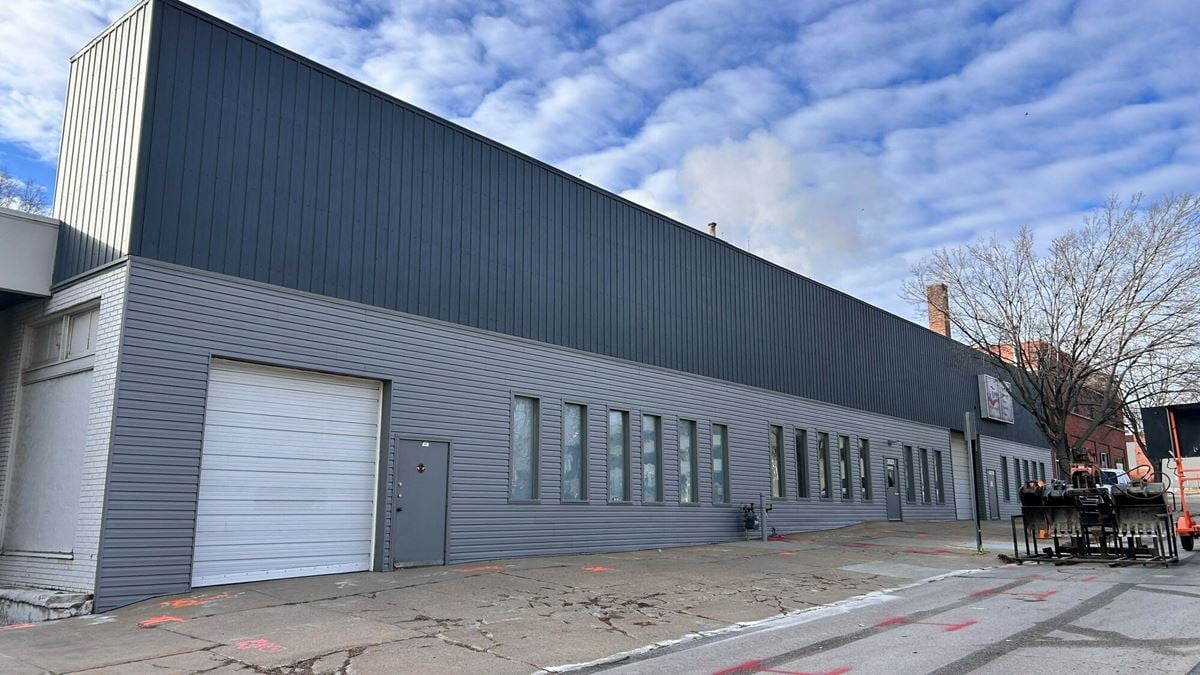 2023 Harney St - Industrial/ Flex Space