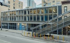 225 W Superior St