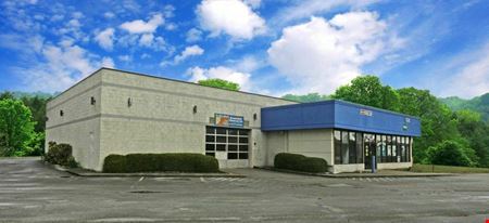 Photo of commercial space at 2960 Knoxville Center Drive in Knoxville