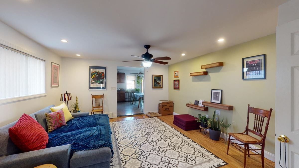215 & 217 Java St
