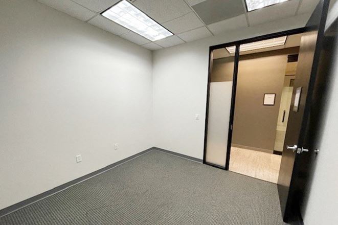 Workstyle Flexible Spaces - 3101-3111 N Central Avenue