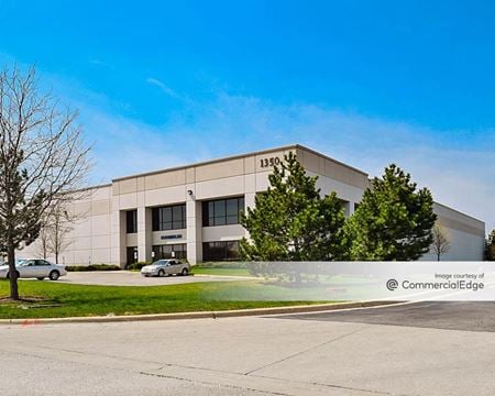 Industrial space for Rent at 1350 North Greenbriar Drive in Addison
