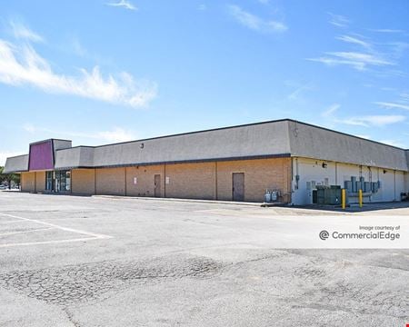 Retail space for Rent at 514 West University Drive in Denton