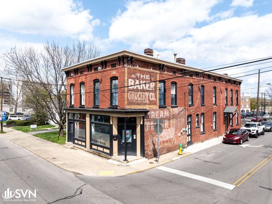 343 E High Street - Former Lexington Coffee Shop For Lease