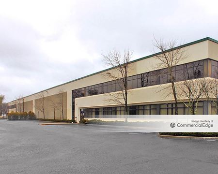 Photo of commercial space at 250 Kennedy Drive in Sayreville