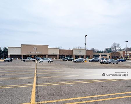Retail space for Rent at 13101 Ridgedale Drive in Hopkins