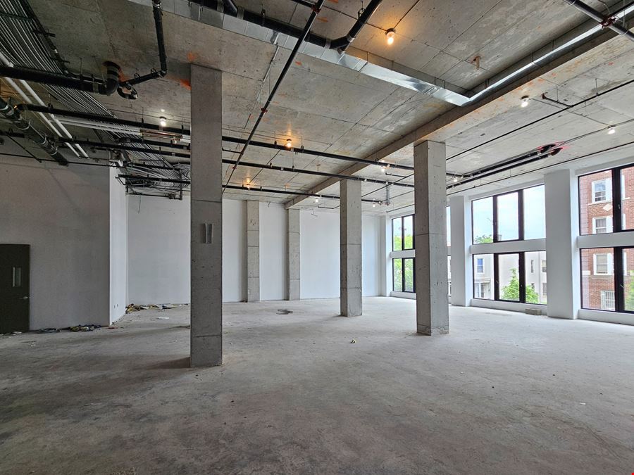 5,500 - 7,200 SF | 2121 Glebe Avenue | Brand New Office Space with 18-Foot Ceilings for Lease