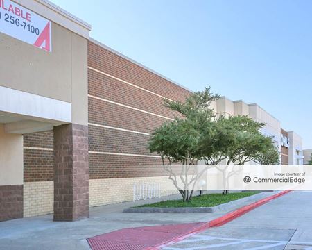 424 North Highway 67 - Cedar Hill