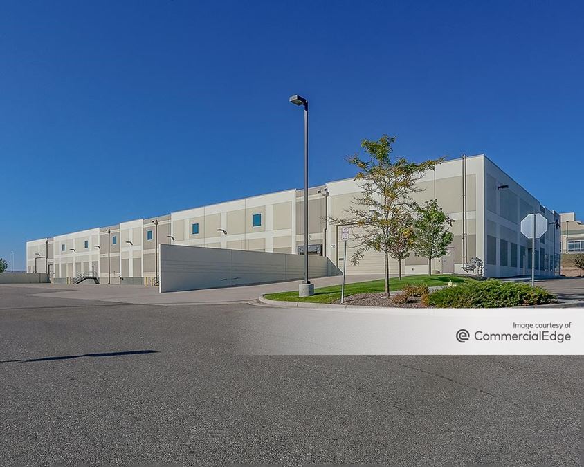 14800 Grasslands Drive, Englewood, CO Industrial Building