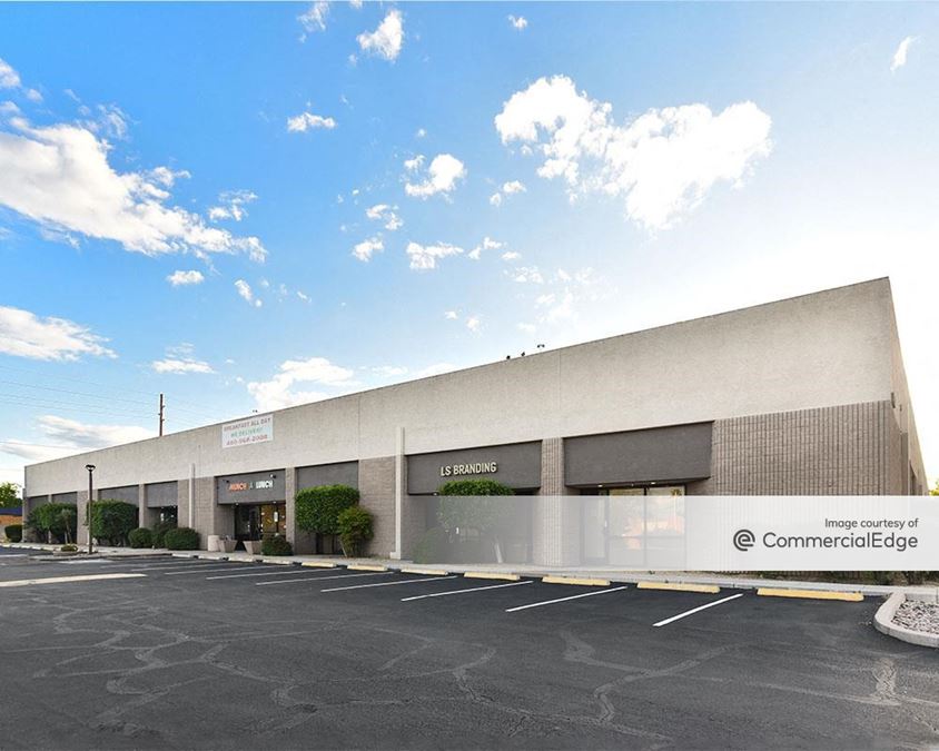 Hohokam Commerce Center 1403 West 10th Place Retail Building