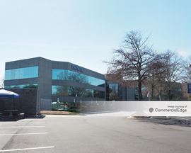 Pinebrook Plaza