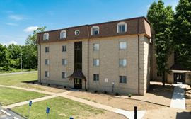 Versailles Apartments