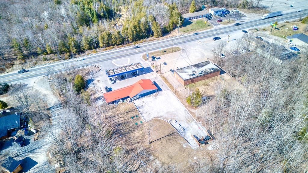 24601 Highway 7