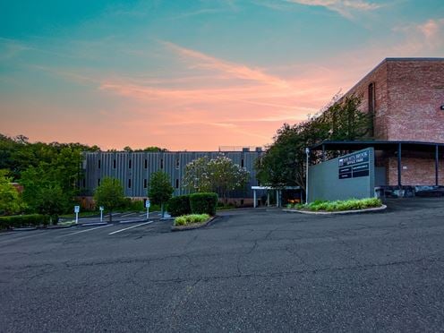 500 Office Park | 4th Floor