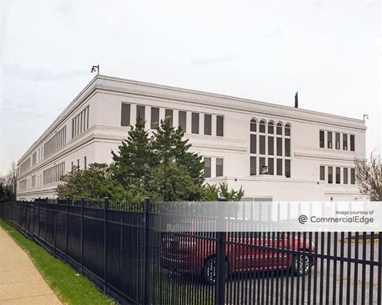 Red Wing/Building B