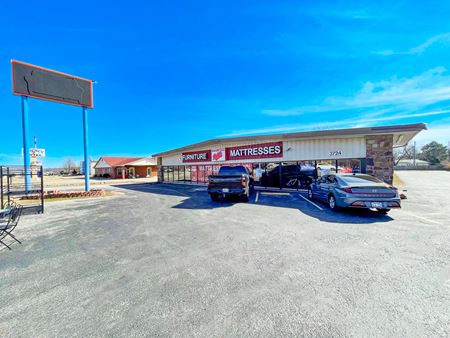 Retail space for Rent at 3724 W Walnut St in Rogers