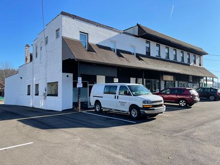 Photo of commercial space at 1601 - 1607 Lincoln Way in White Oak
