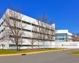 Princeton Forrestal Center - 500 College Road East