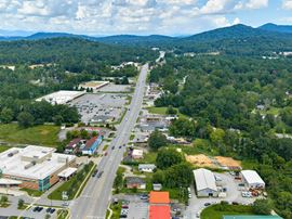 2652 Hendersonville Rd.,