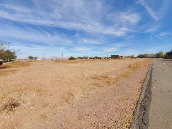 3.4 Acres for Office For Sale in Casa Grande