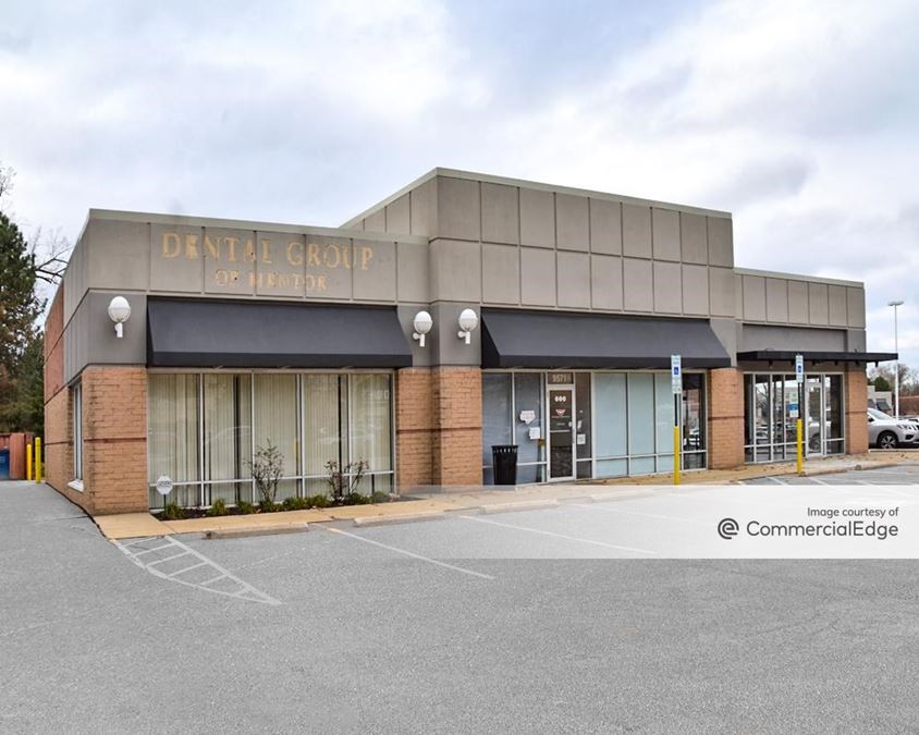 Creekside Commons Shopping Center 9581 Mentor Avenue, Mentor, OH