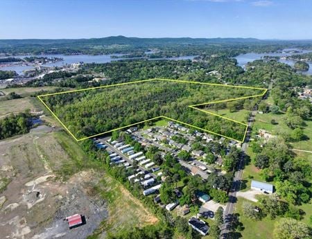 Photo of commercial space at 267-899 Twin Points Road in Hot Springs