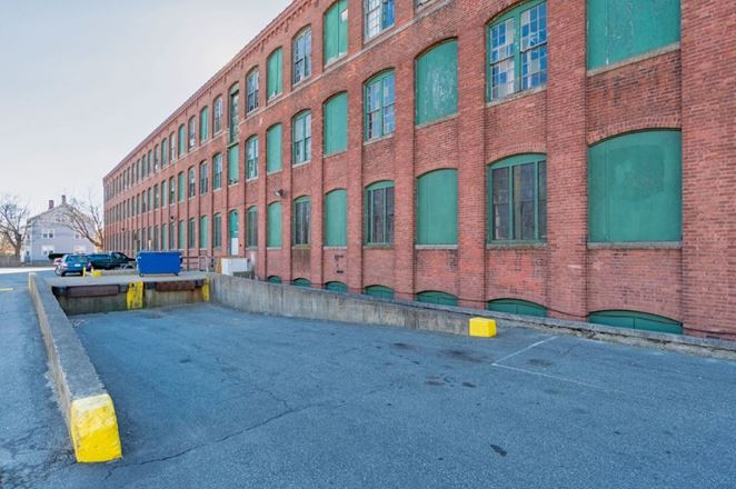 Clay Street Studios - Conant Thread District
